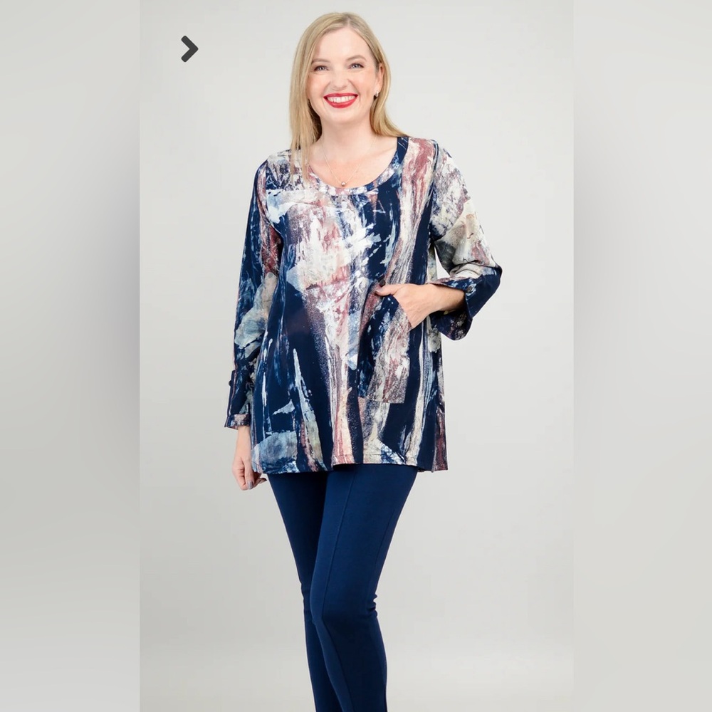 Palace Blouse Rayon Women’s Top - Picture 3 of 8